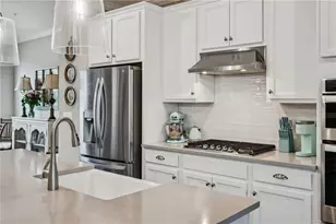 6540 Beacon Dr, Atlanta, GA 30328 - Photo 10