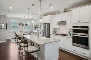 6540 Beacon Dr, Atlanta, GA 30328 - Photo 16