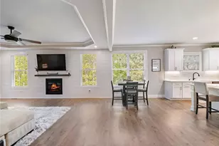 4340 Sierra Creek Dr, Hoschton, GA 30548 - Photo 10