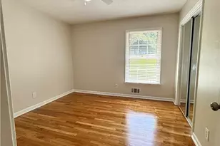 2646 Pamela Dr, Snellville, GA 30078 - Photo 10