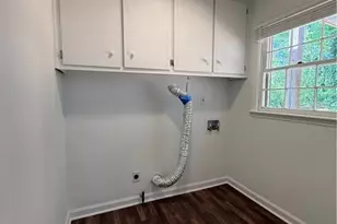 2646 Pamela Dr, Snellville, GA 30078 - Photo 4