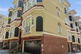 782 Clifton Heights Ln, Atlanta, GA 30329 - Photo 2