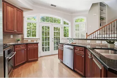 782 Clifton Heights Lane, Atlanta, GA 30329 - Photo 8