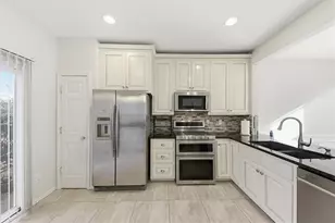 213 Kenninghall Ln SE, Smyrna, GA 30082 - Photo 4