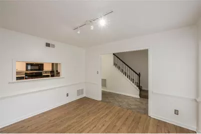 9070 Cobbler, Roswell, GA 30076 - Photo 6