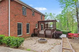 205 Marsh Glen Point, Atlanta, GA 30328 - Photo 28