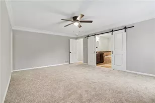 205 Marsh Glen Point, Atlanta, GA 30328 - Photo 14
