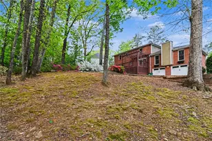 205 Marsh Glen Point, Atlanta, GA 30328 - Photo 30