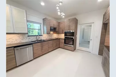 302 Summer Garden Drive, Marietta, GA 30064 - Photo 6