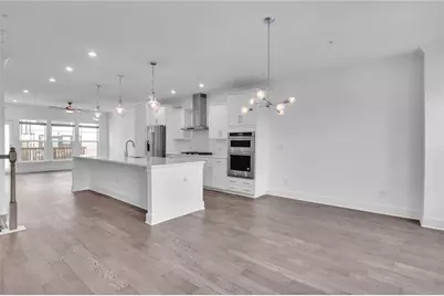 545 Whitlox Road NW, Atlanta, GA 30318 - Photo 2