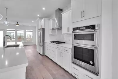 545 Whitlox Road NW, Atlanta, GA 30318 - Photo 10