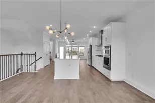 545 Whitlox Rd NW, Atlanta, GA 30318 - Photo 4