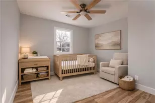 330 London Dale, Woodstock, GA 30189 - Photo 4