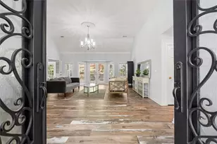 950 Laurel Springs SW, Marietta, GA 30064 - Photo 4