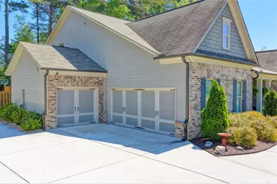 5198 Ashley Drive SW, Lilburn, GA 30047 - Photo 6