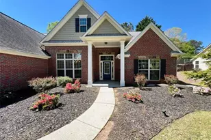 708 York View Dr, Auburn, GA 30011 - Photo 2