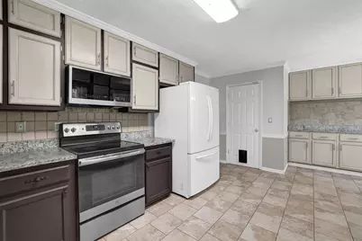 404 Kelly Circle, Woodstock, GA 30188 - Photo 12