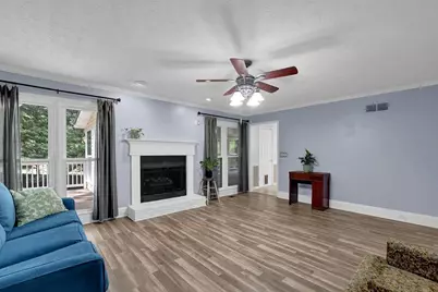404 Kelly Circle, Woodstock, GA 30188 - Photo 6