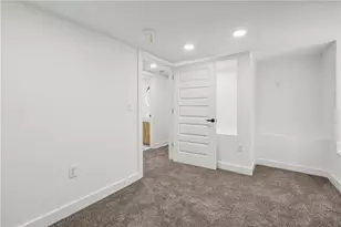 6337 Lakeview Dr, Buford, GA 30518 - Photo 28
