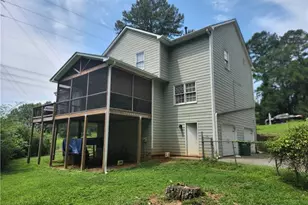 4656 Chimney Rock Dr SW, Lilburn, GA 30047 - Photo 14