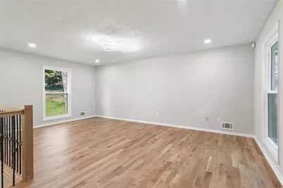 4645 Dunwoody Club Dr, Dunwoody, GA 30350 - Photo 6
