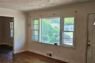 1872 Rosewood Rd, Decatur, GA 30032 - Photo 4