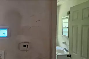 1872 Rosewood Rd, Decatur, GA 30032 - Photo 6