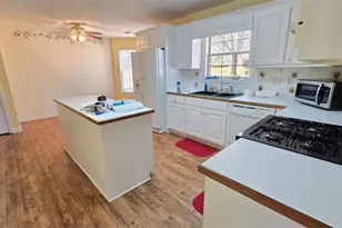 352 Olde Wick Trl, Hoschton, GA 30548 - Photo 10