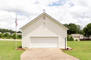 352 Olde Wick Trl, Hoschton, GA 30548 - Photo 22