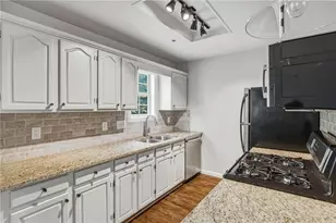 1340 Stillwood NE, Atlanta, GA 30306 - Photo 16