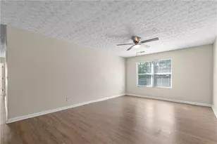 1202 Fairington Village Dr, Lithonia, GA 30038 - Photo 12