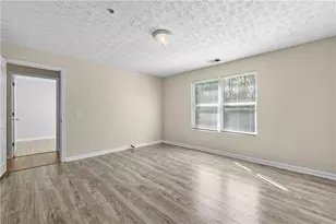 1202 Fairington Village Dr, Lithonia, GA 30038 - Photo 18