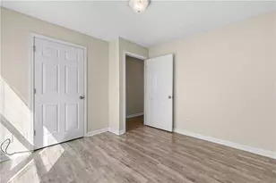 1202 Fairington Village Dr, Lithonia, GA 30038 - Photo 16