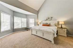 185 Amberbrook Cir, Grayson, GA 30017 - Photo 32