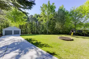 185 Amberbrook Cir, Grayson, GA 30017 - Photo 50