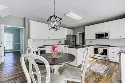 185 Amberbrook Circle, Grayson, GA 30017 - Photo 1