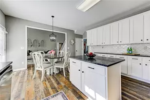 185 Amberbrook Cir, Grayson, GA 30017 - Photo 48