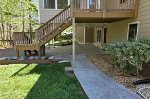 525 Pirklefield Dr, Covington, GA 30014 - Photo 6