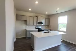 826 Trillium Dr, Locust Grove, GA 30248 - Photo 2