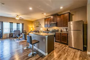 6096 Oakley Rd, Union City, GA 30291 - Photo 4