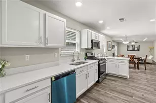 4021 Ash Tree St, Snellville, GA 30039 - Photo 12