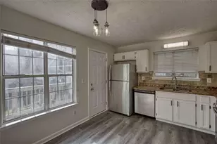 502 N Summit N, Stone Mountain, GA 30083 - Photo 10