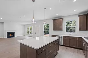 4703 Wilderness Trl, Flowery Branch, GA 30542 - Photo 12