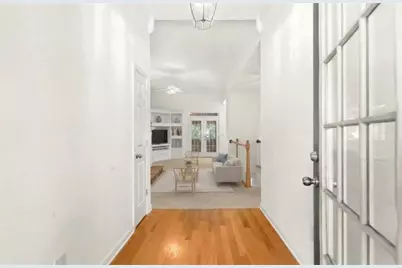 720 Walnut Lane, Woodstock, GA 30188 - Photo 8