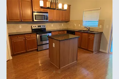 1569 Liberty Parkway NW #2506, Atlanta, GA 30318 - Photo 2