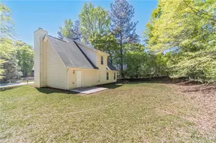 3730 Noble Ct, Gainesville, GA 30507 - Photo 2