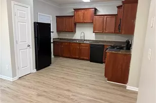 6370 Olmadison Pl, Atlanta, GA 30349 - Photo 6