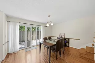 225 Triumph Dr NW, Atlanta, GA 30327 - Photo 8