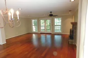 8893 Carroll Manor Dr, Atlanta, GA 30350 - Photo 12