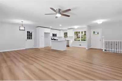 2131 Rolling Acres Drive SW, Conyers, GA 30094 - Photo 10